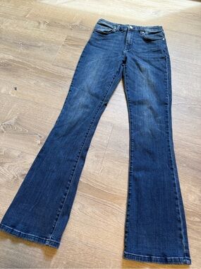 Blank NYC “The Hoyt” High-Rise Mini Flare Jeans – Size 29